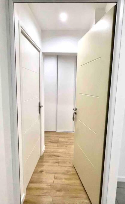 Cozy & Elegant Appartement ナルボンヌ エクステリア 写真
