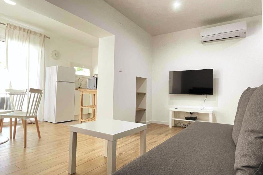 Cozy & Elegant Appartement ナルボンヌ エクステリア 写真